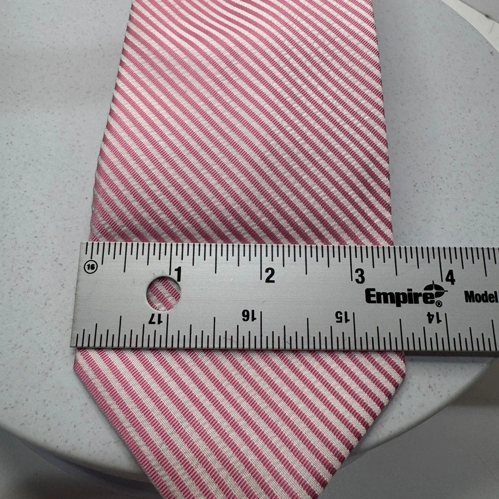Saddlebred Men's Pink White Diagonal Stripe Classic Necktie –‎ One Size